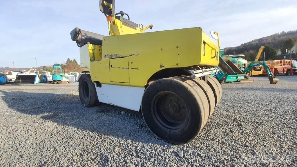 Sakai TS 160 Gummiradwalzen