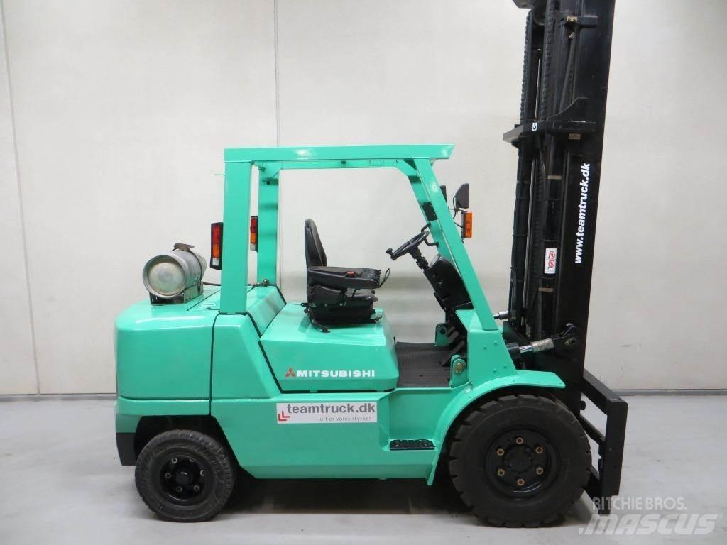 Mitsubishi FG45K2 Gasstapler
