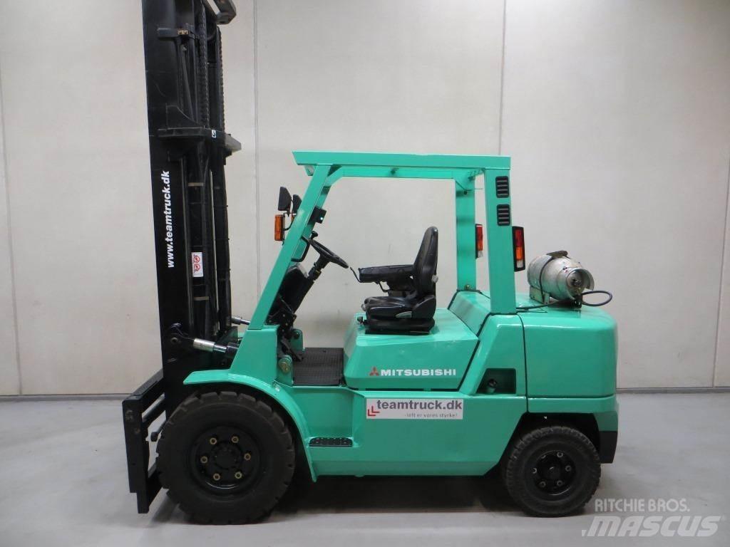 Mitsubishi FG45K2 Gasstapler