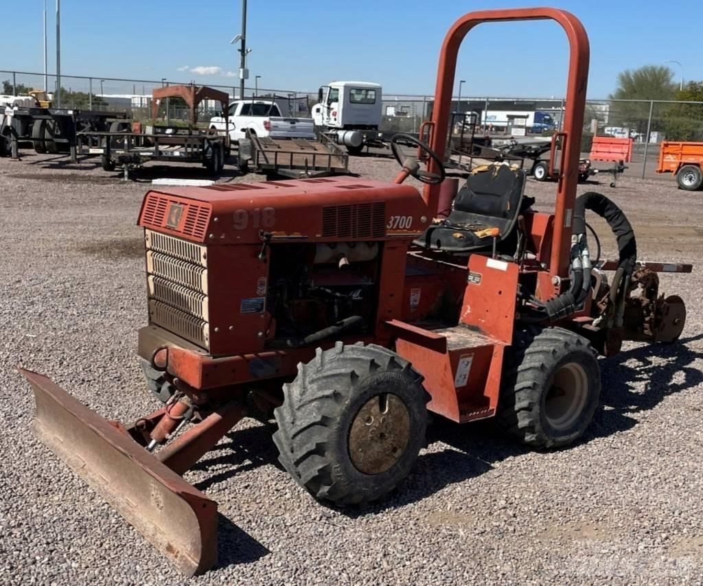 Ditch Witch 3700 DD Grabenfräse