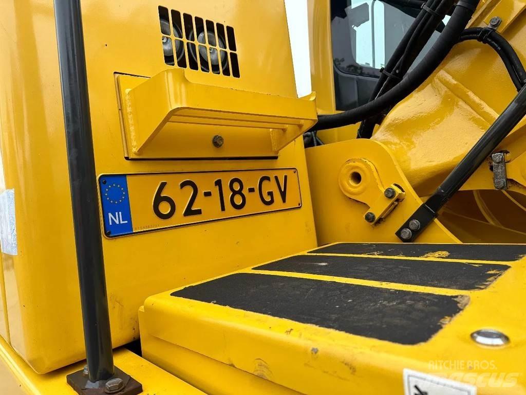 Komatsu PW160-8 Mobilbagger
