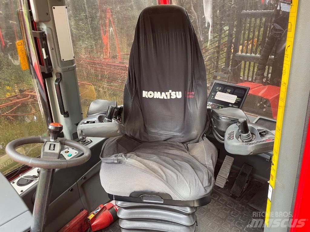 Komatsu 855 Forwarder