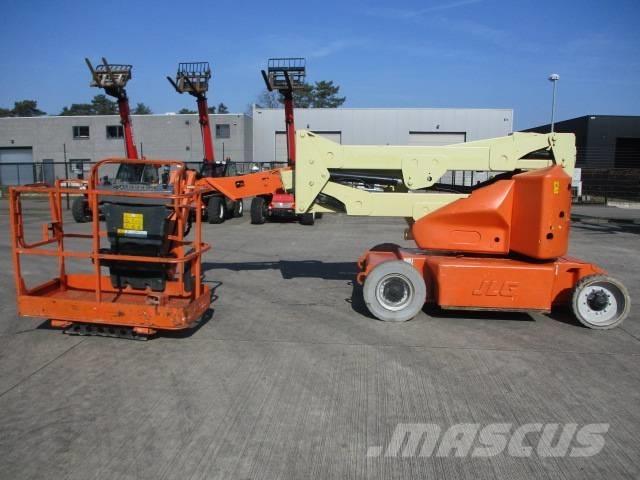 JLG E 400 AJPN (817) Gelenkteleskoparbeitsbühnen