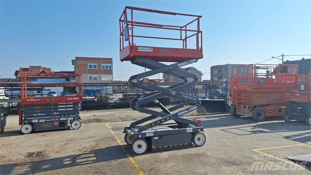 SkyJack SJIII4620 Scheren-Arbeitsbühnen