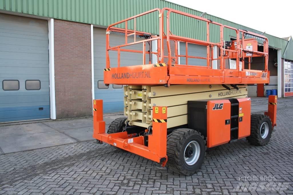JLG 430 LRT Scheren-Arbeitsbühnen