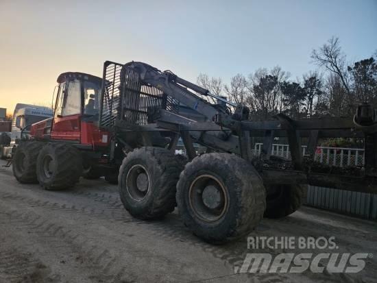 Komatsu 895 Forwarder