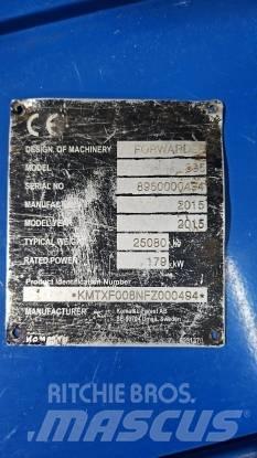 Komatsu 895 Forwarder