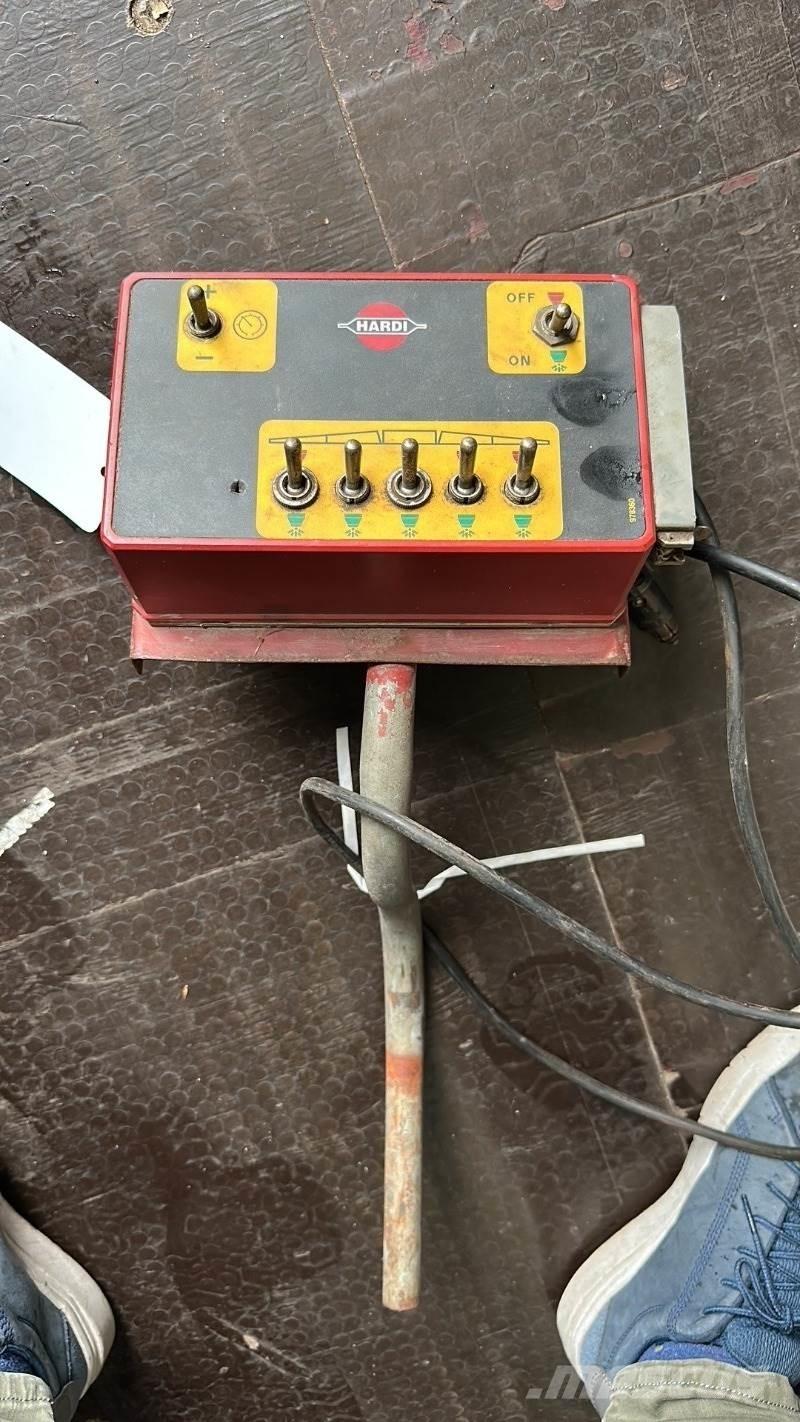Hardi TZY 2400 Anhängespritzen