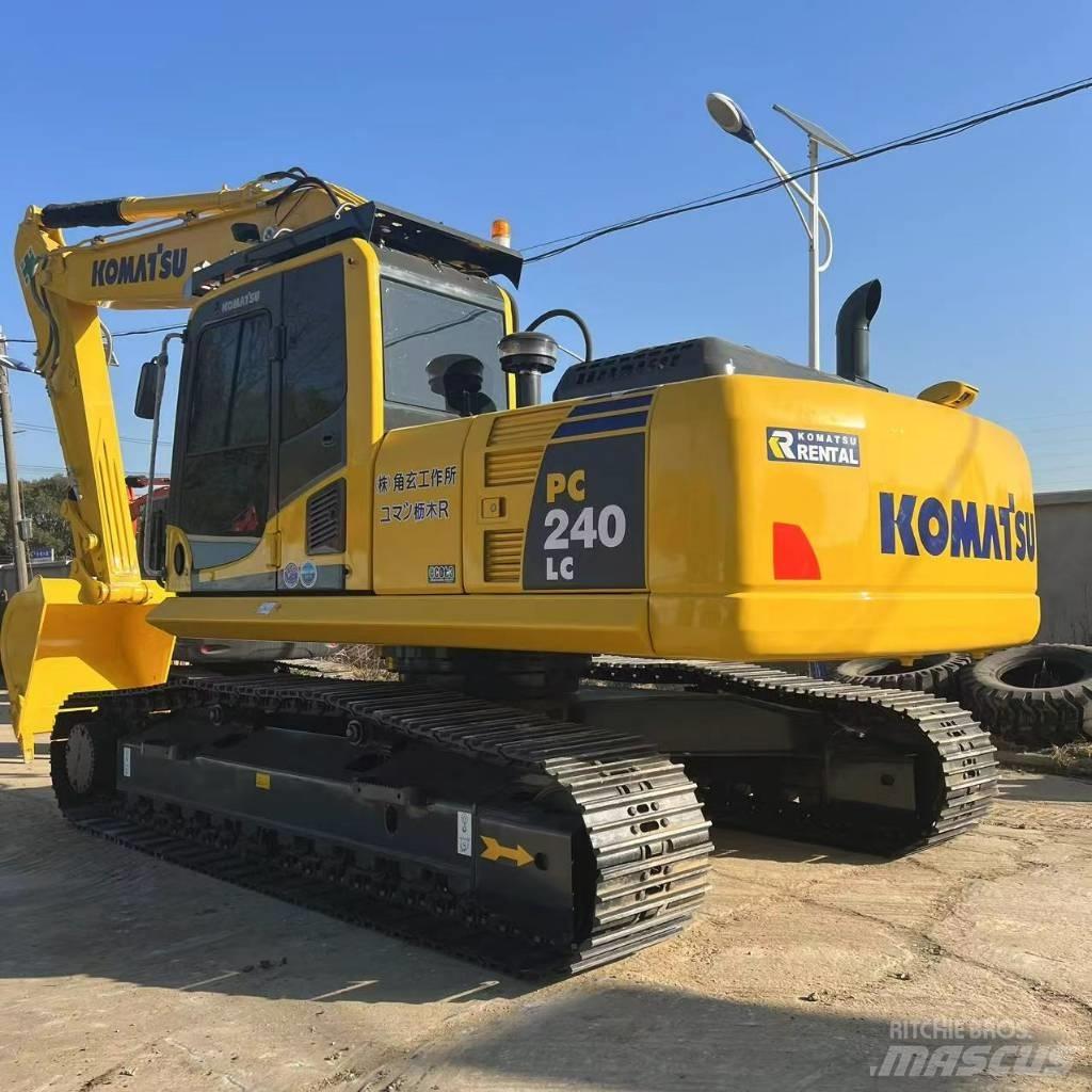Komatsu PC240LC-8 Minibagger < 7t