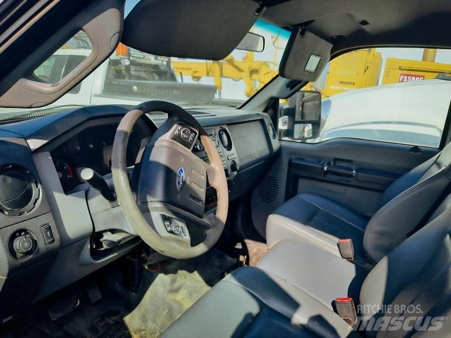 Ford F 550 Pickup/Pritschenwagen