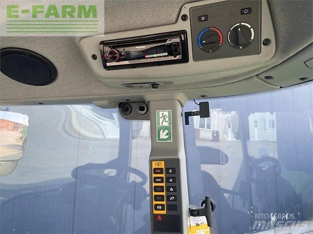 CLAAS arion 420 Traktoren