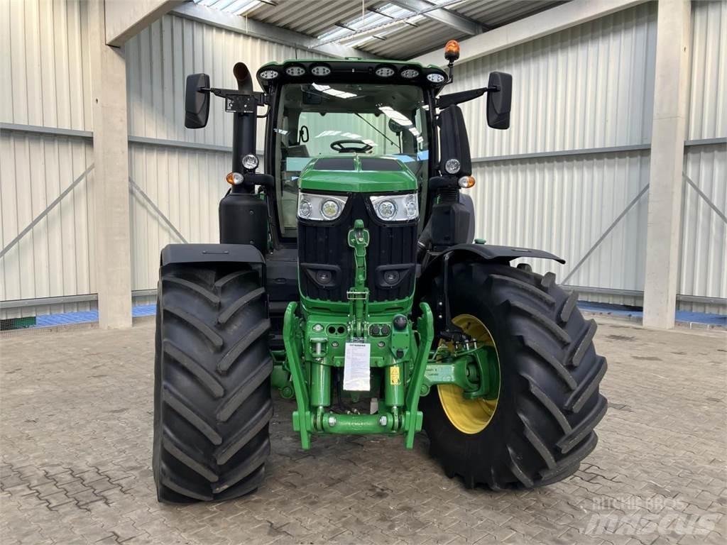 John Deere 6R 250 Traktoren
