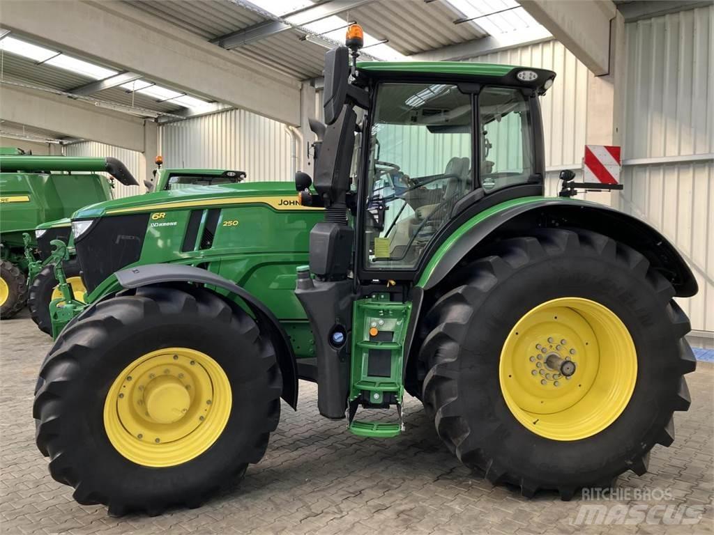 John Deere 6R 250 Traktoren