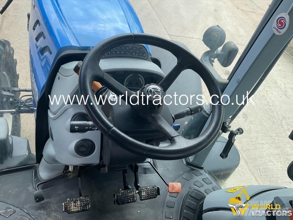 New Holland T 7.210 Traktoren