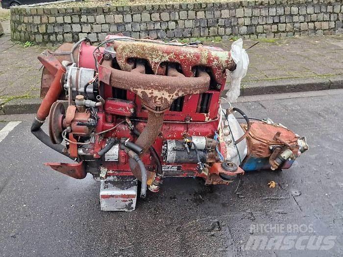  Engines F4L913 Transport Sonstige