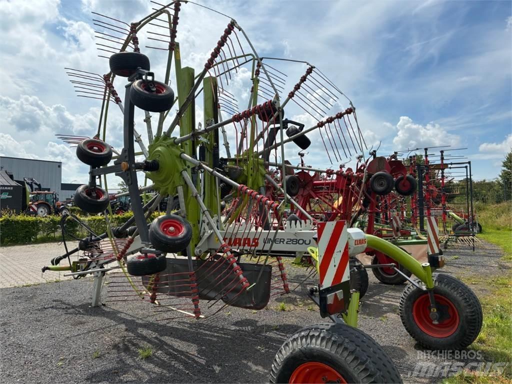 CLAAS Liner 2800 Schwader