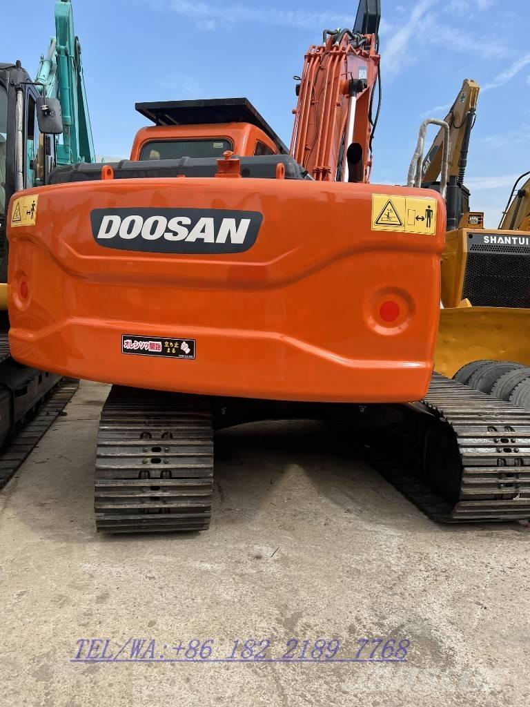 Doosan DX140 Raupenbagger