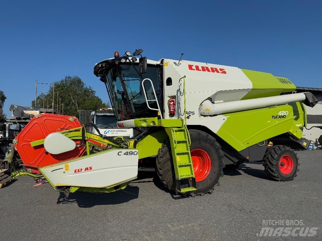 CLAAS Tucano 420 Mähdrescher