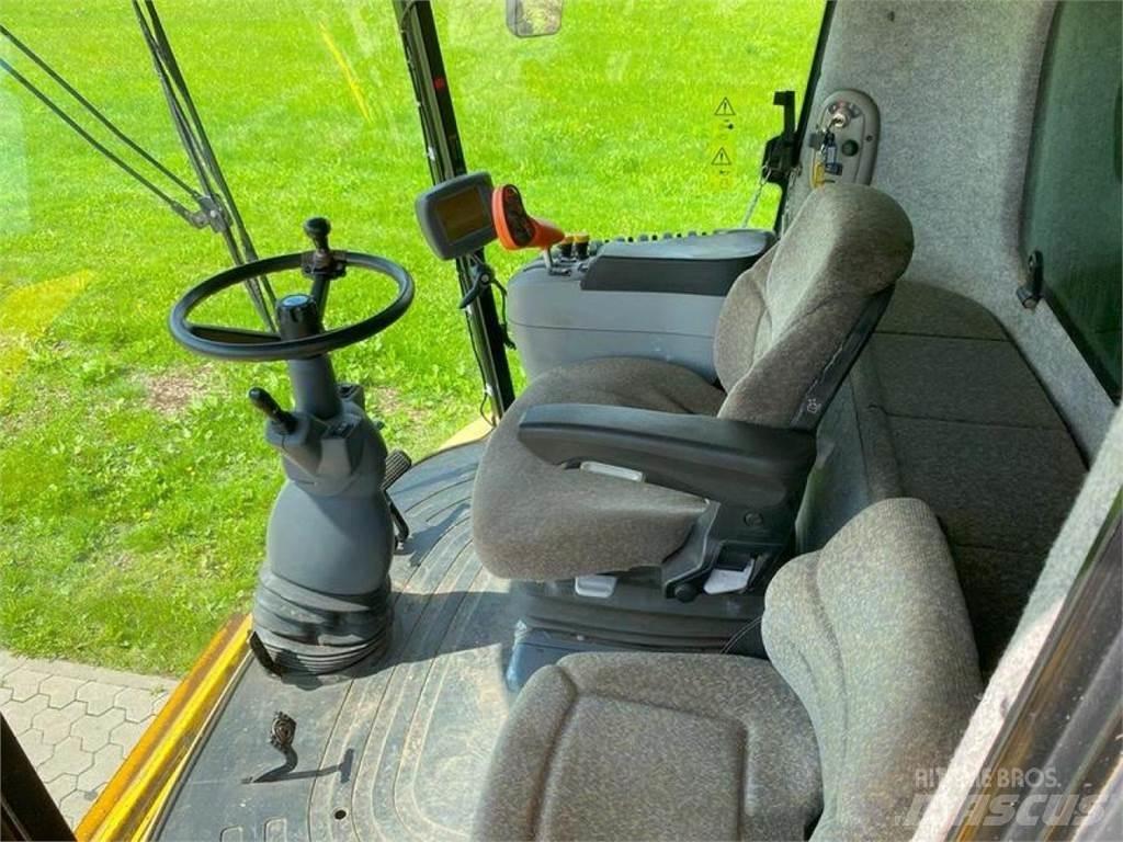 New Holland CX 880 Mähdrescher