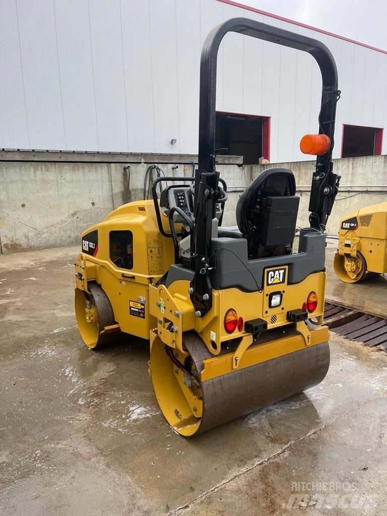 CAT CB 2.7 Tandemwalzen