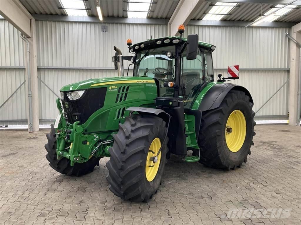 John Deere 6215R Traktoren
