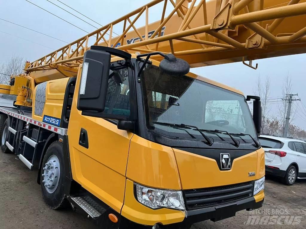 XCMG XCT 25 All-Terrain-Krane