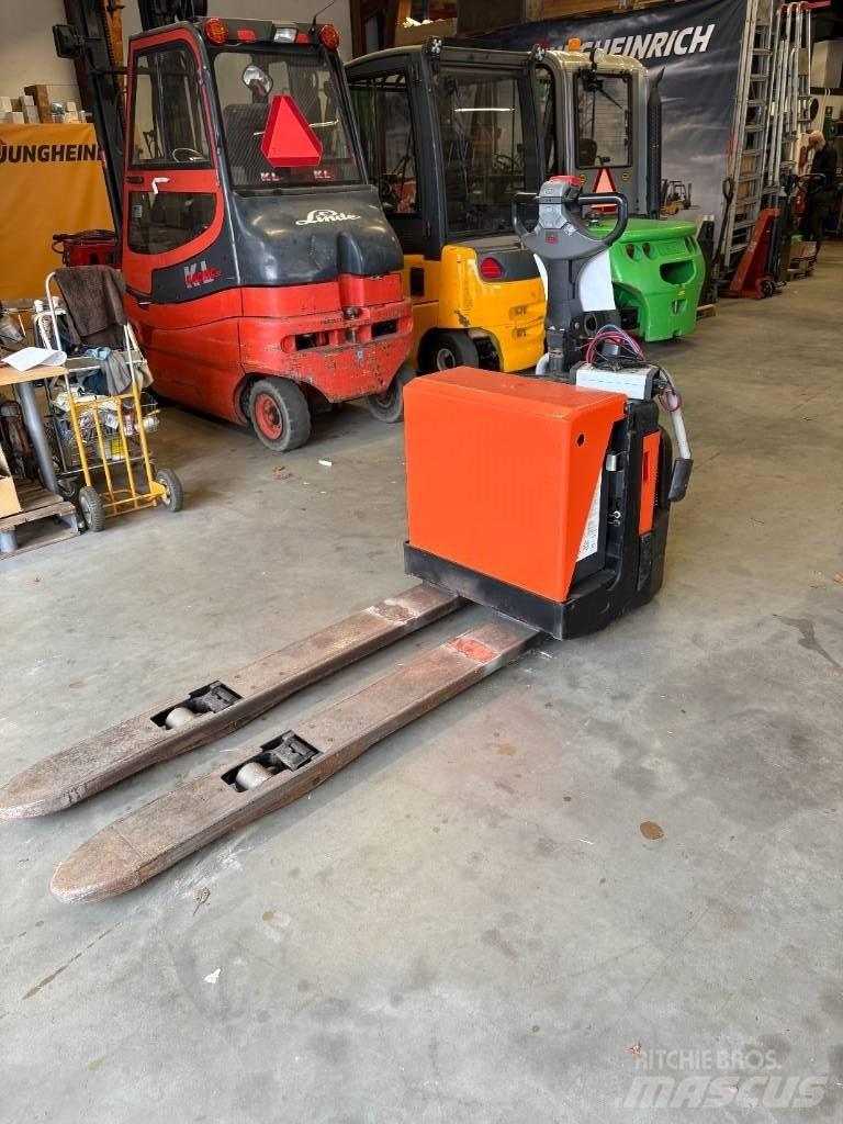 BT LPE 200 / 8 Gabelstapler mit Fahrerstand