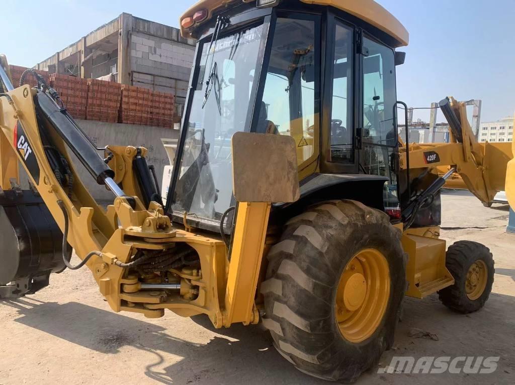 CAT 420 F2 Baggerlader