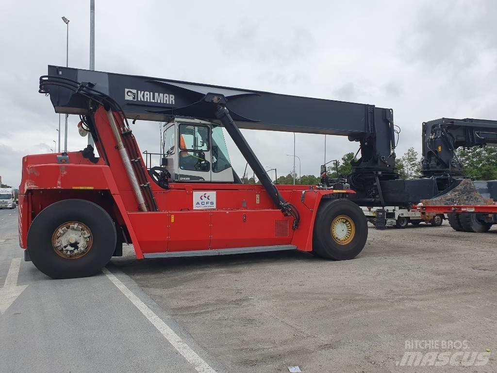 Kalmar DRU450-62S5 Reach-Stacker