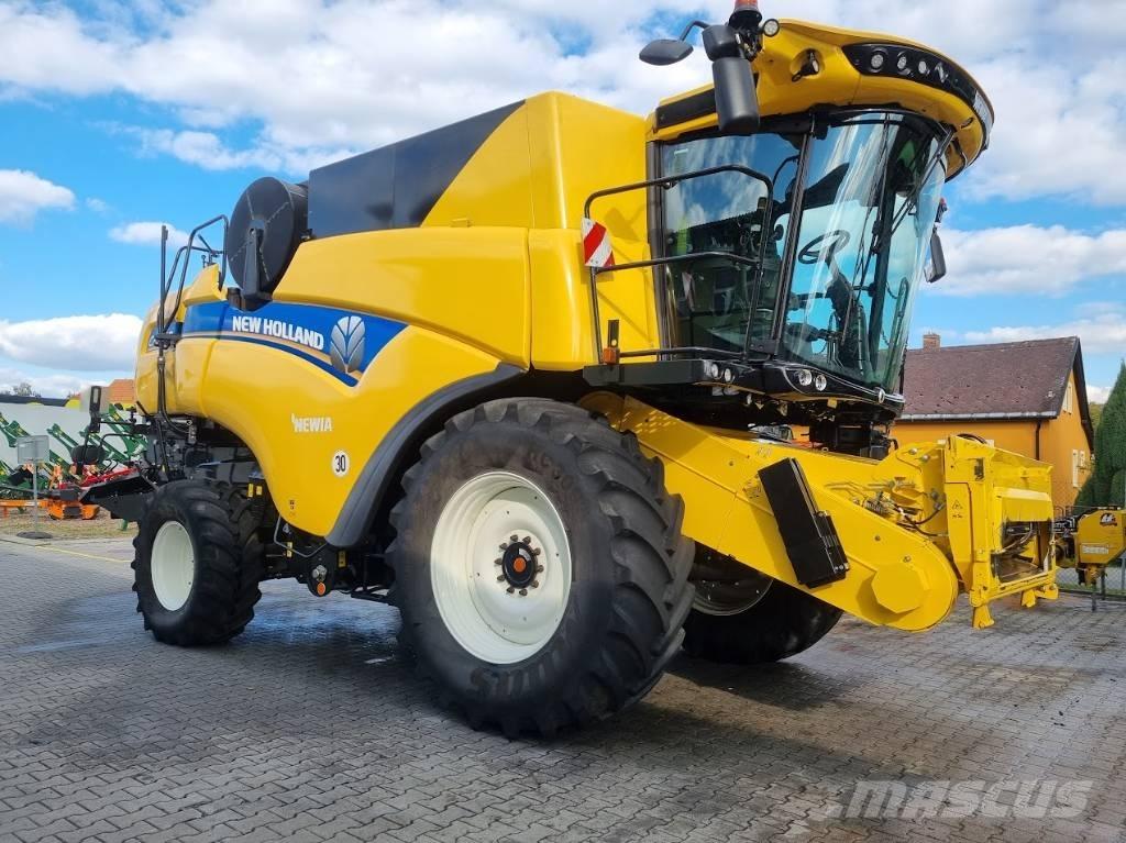 New Holland CX 8.70 Mähdrescher