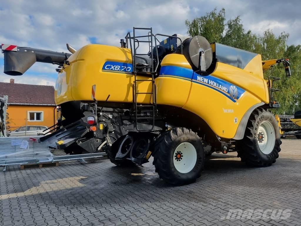 New Holland CX 8.70 Mähdrescher