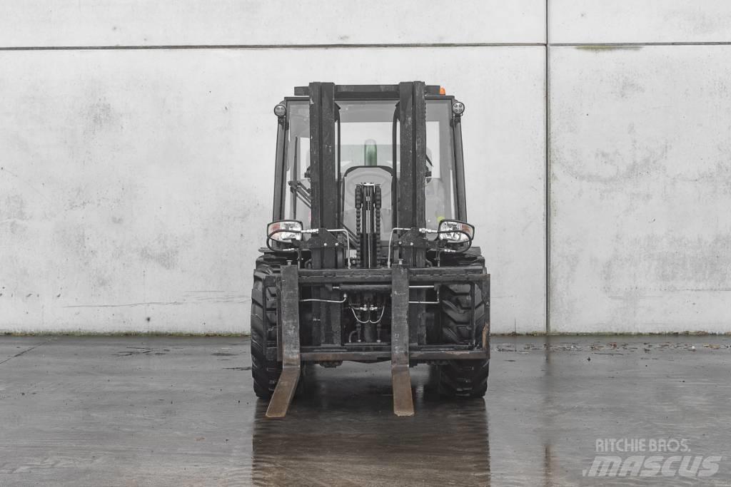 Manitou MC 30-4 D Dieselstapler