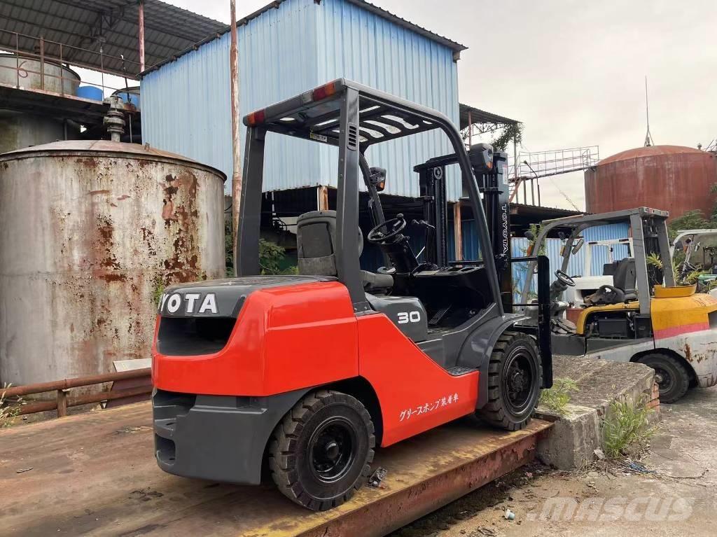 Toyota FD 30 Dieselstapler