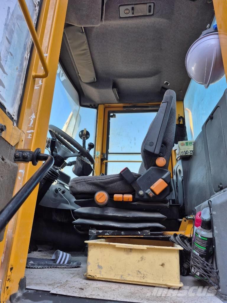 Volvo L 90 E Radlader