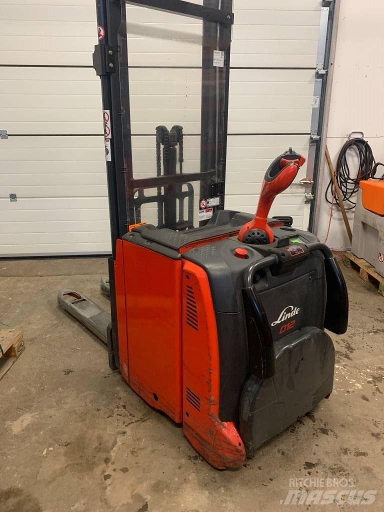 Linde D 12AP Selbstfahrstapler