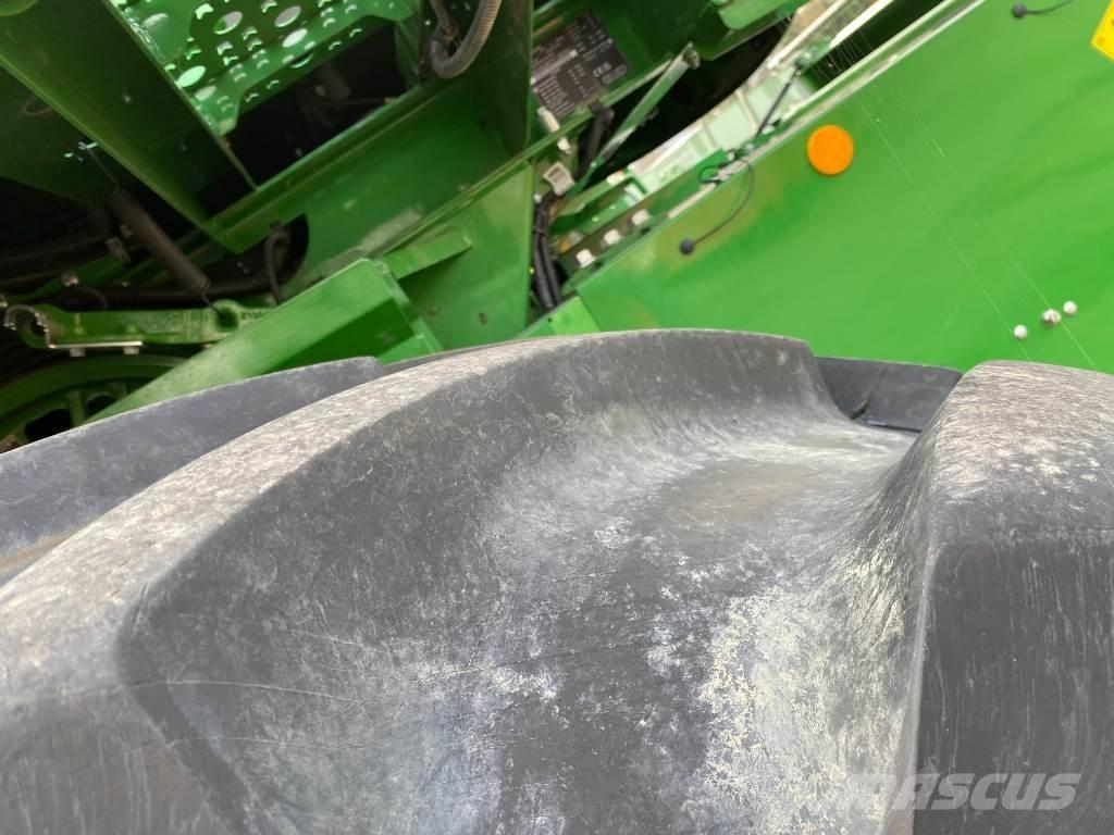 John Deere T560 HM Mähdrescher