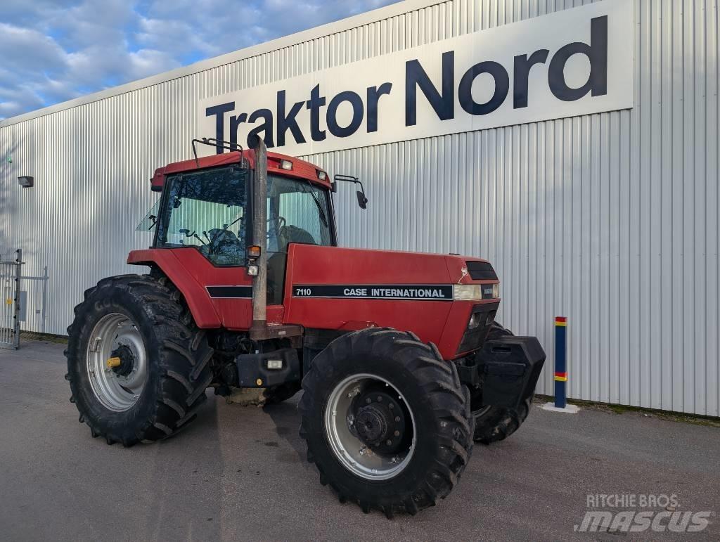 Case IH Magnum 7110 Traktoren
