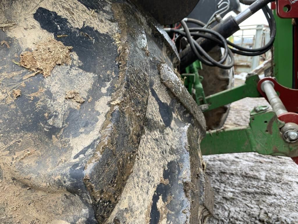 John Deere 6110M Traktoren