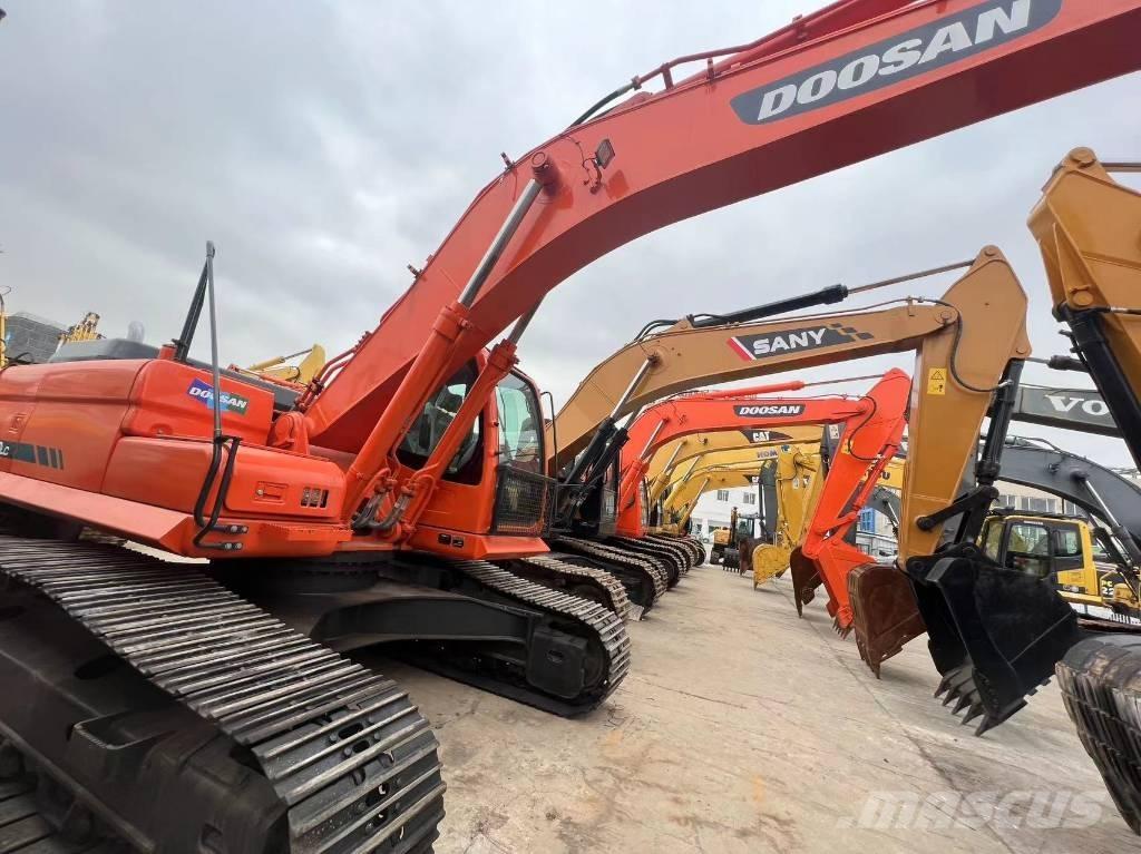 Doosan DOOOSAN DX300 Raupenbagger