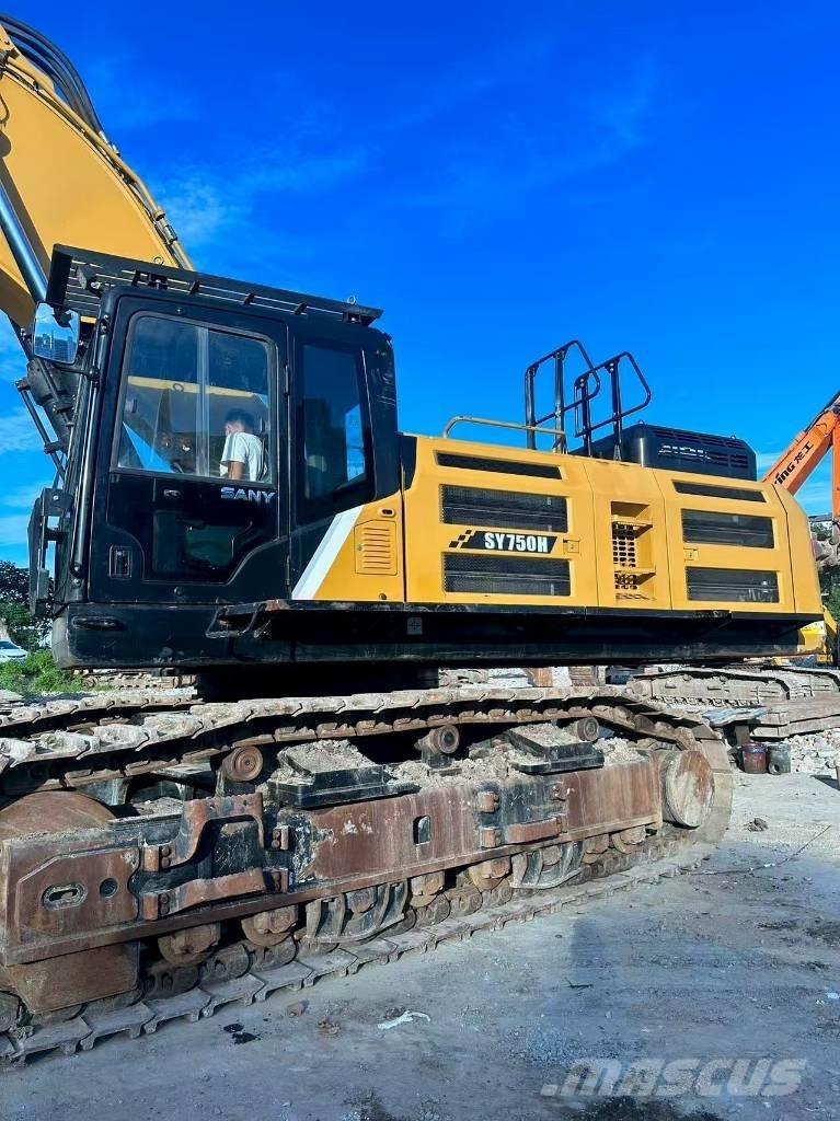 Sany 750 Raupenbagger