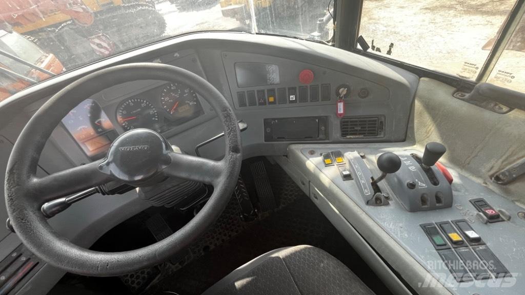 Volvo A40D Dumper - Knickgelenk