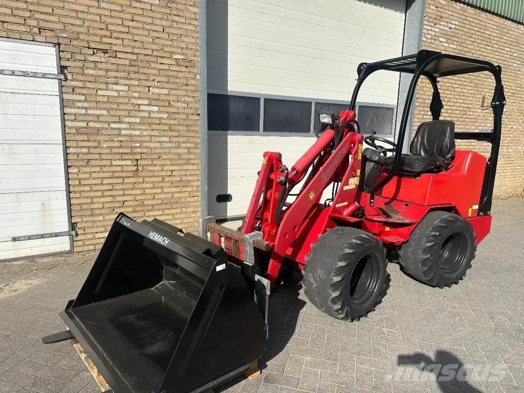 Schäffer 2033 Radlader