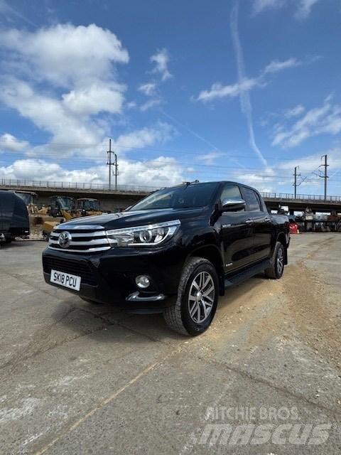 Toyota Hilux Pickup/Pritschenwagen