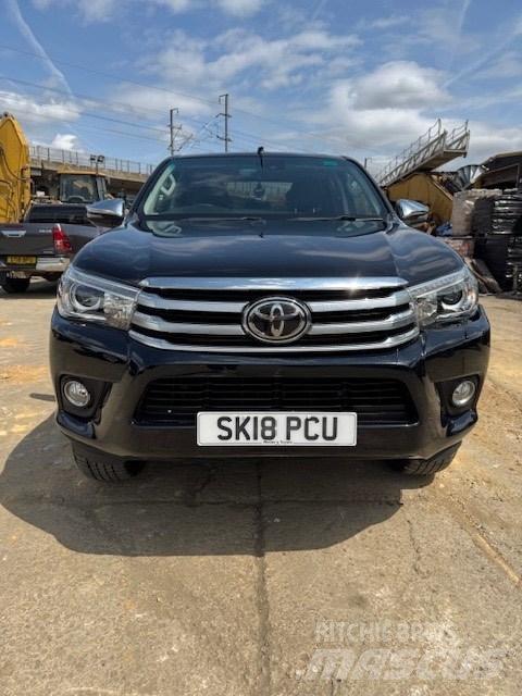 Toyota Hilux Pickup/Pritschenwagen