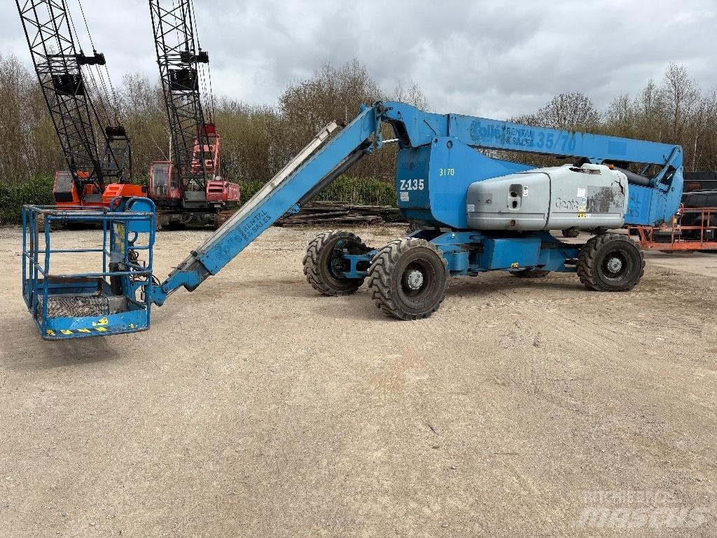 Genie ZX 135/70 Gelenkteleskoparbeitsbühnen