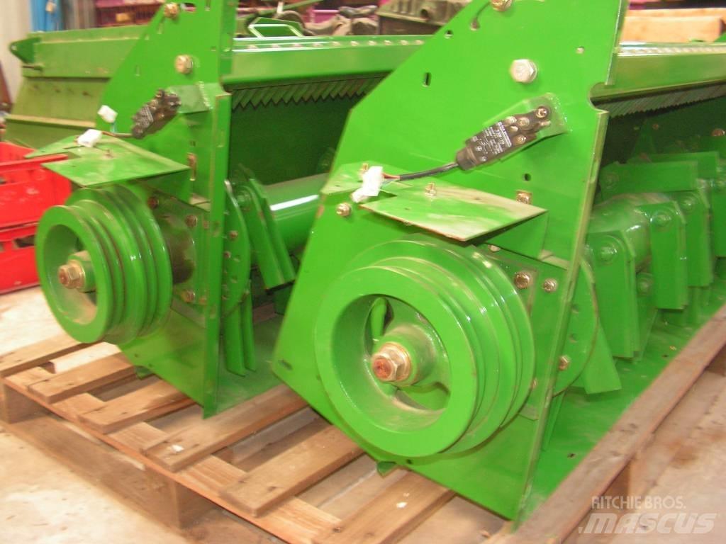 John Deere 1450 CWS Chassis