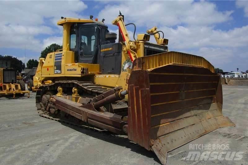 Komatsu D275A-5 Bulldozer