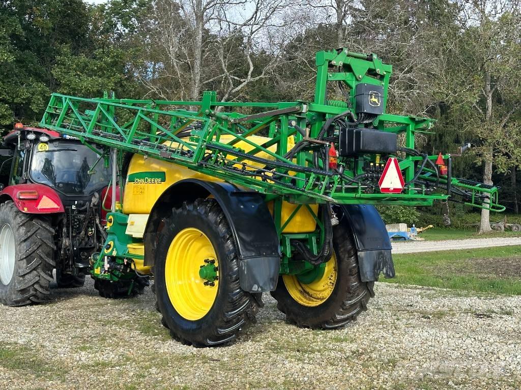 John Deere 740 Anhängespritzen