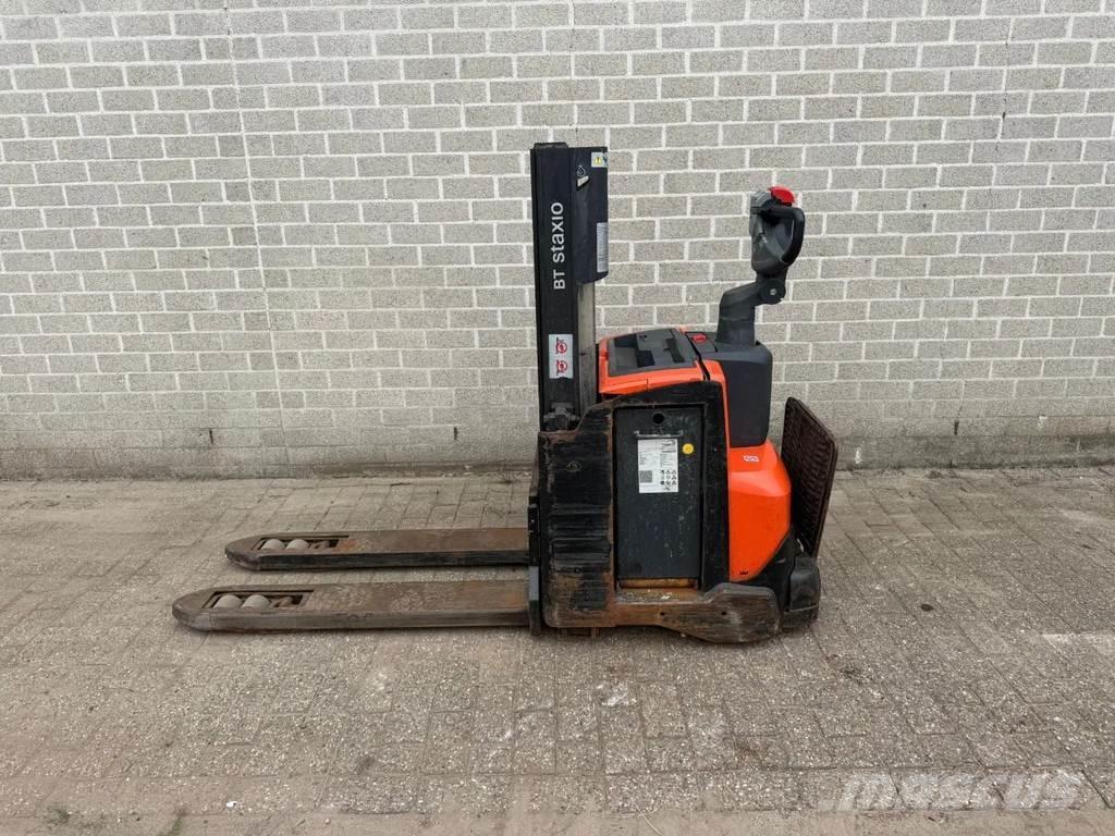 Toyota SWE200D Deichselstapler