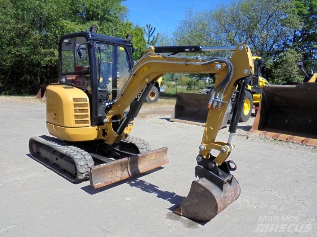 CAT 302.7 D CR Minibagger < 7t